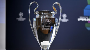 Revers pour l'UEFA, la bataille sur l'avenir du football europ&eacute;en relanc&eacute;e