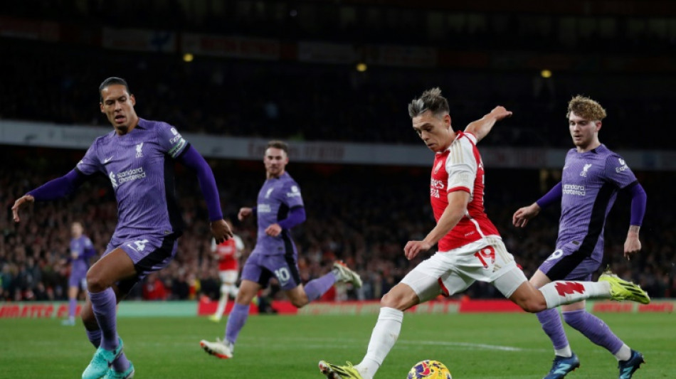 Angleterre: Arsenal punit Liverpool, la course au titre relanc&eacute;e