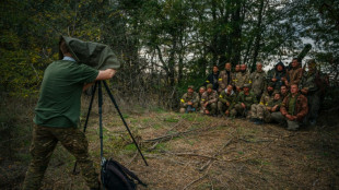 Sur le front, un appareil photo de la guerre de Cor&eacute;e immortalise les soldats ukrainiens