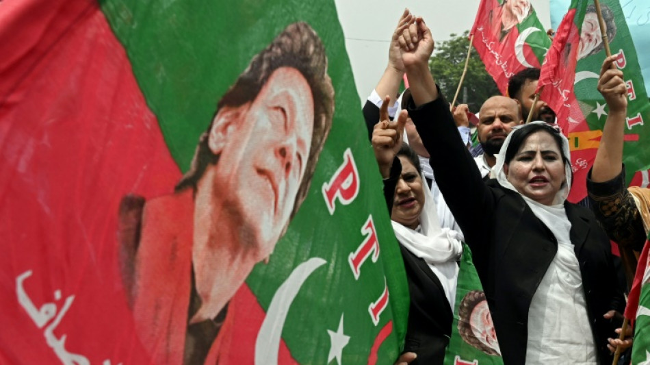 Pakistan: Imran Khan dans "un bon &eacute;tat d'esprit" malgr&eacute; de dures conditions carc&eacute;rales 