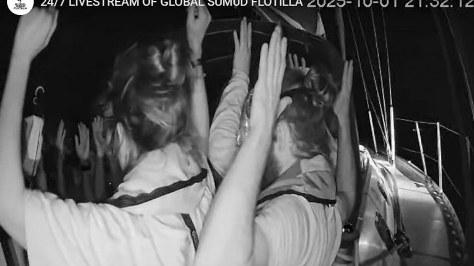 Tel Aviv, 'passeggeri Flotilla verso Israele, stanno bene'