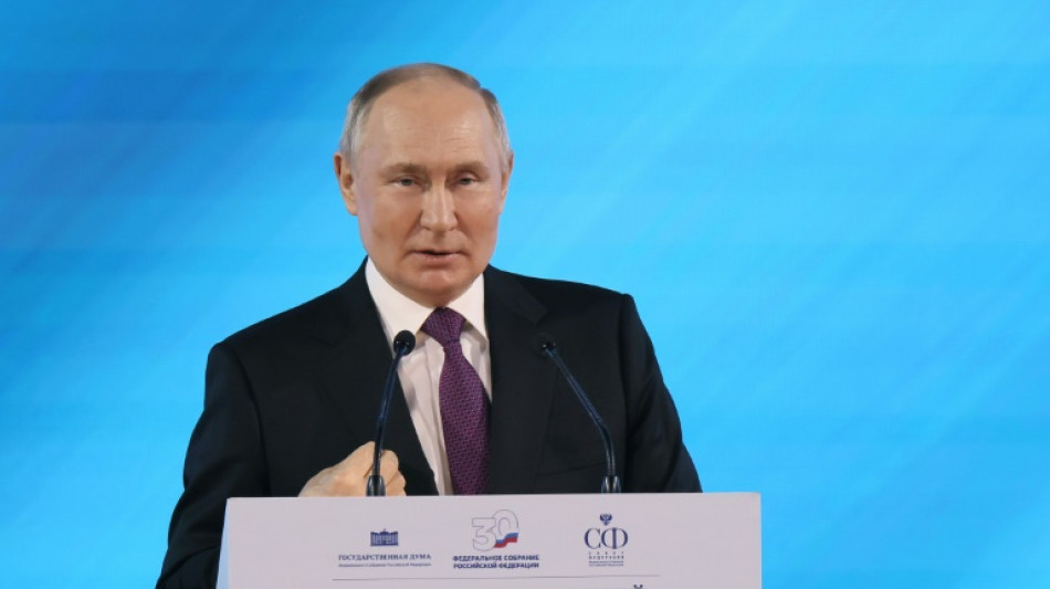 Putin pide una respuesta "severa" a los intentos exteriores de desestabilizar Rusia