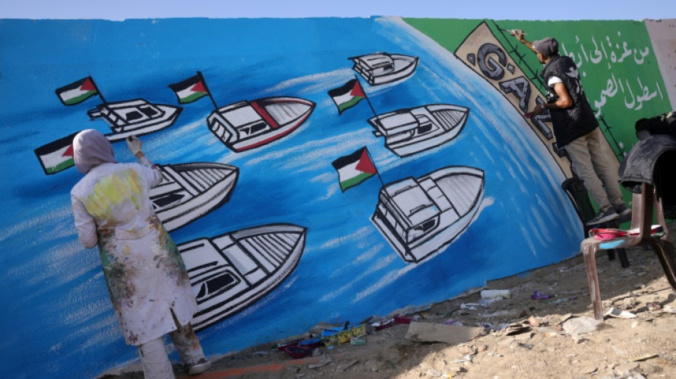 Israel inicia las deportaciones tras interceptar el &uacute;ltimo barco de la flotilla para Gaza