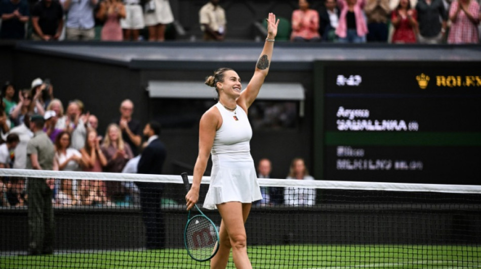 Wimbledon: Sabalenka bat sa victime préférée, Alcaraz au rendez-vous des quarts