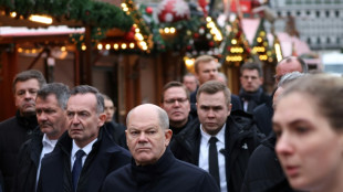 Allemagne: Scholz sur les lieux de l'attaque du march&eacute; de No&euml;l