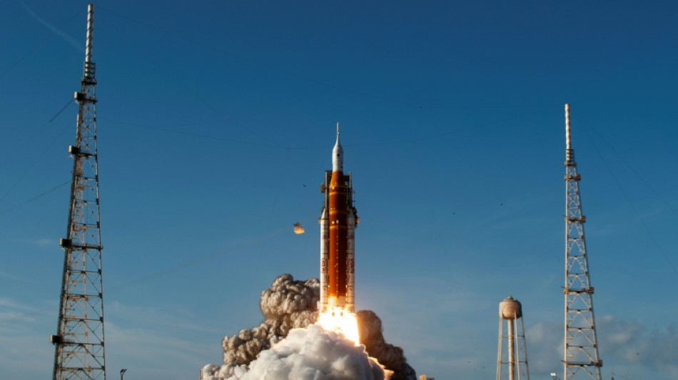 Quatro astronautas seguem para a Lua pela primeira vez em 50 anos