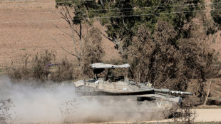 Israel bombardea el sur de Gaza, Ham&aacute;s discutir&aacute; la tregua en Egipto