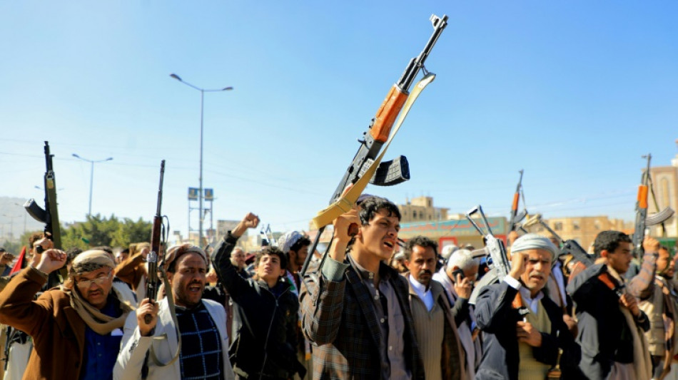 EEUU y Reino Unido atacan a rebeldes hut&iacute;es en Yemen tras agresiones en mar Rojo