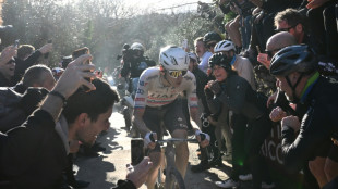 Strade Bianche: sans rival, Pogacar frappe (tr&egrave;s) fort d'entr&eacute;e 