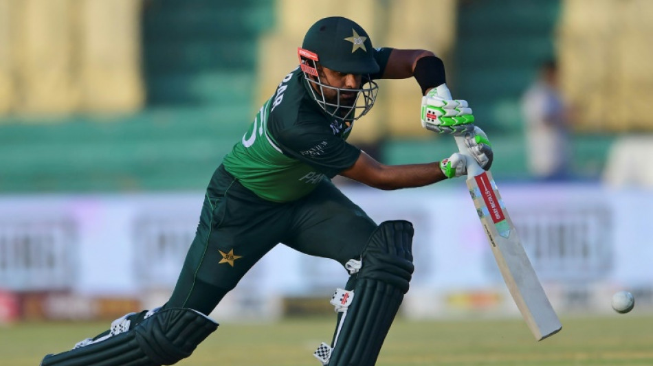 Azam takes Pakistan to top ODI ranking in win over New Zealand