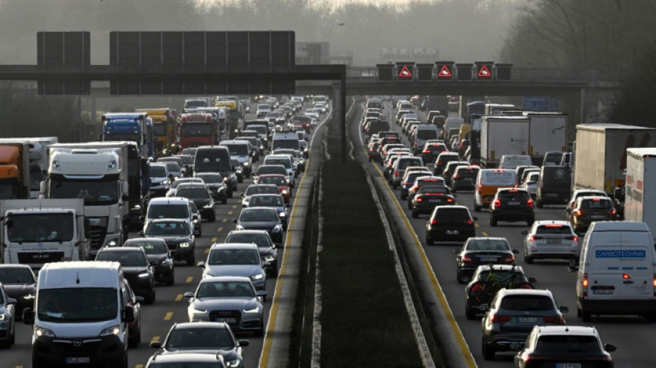 Verb&auml;nde und Gewerkschaften fordern Umsteuern bei Verkehrsinvestitionen