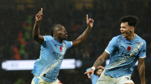Angleterre: Manchester City corrige Liverpool et menace Arsenal