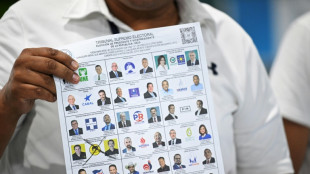 Les Guat&eacute;malt&egrave;ques &eacute;lisent leur pr&eacute;sident sans se faire d'illusions