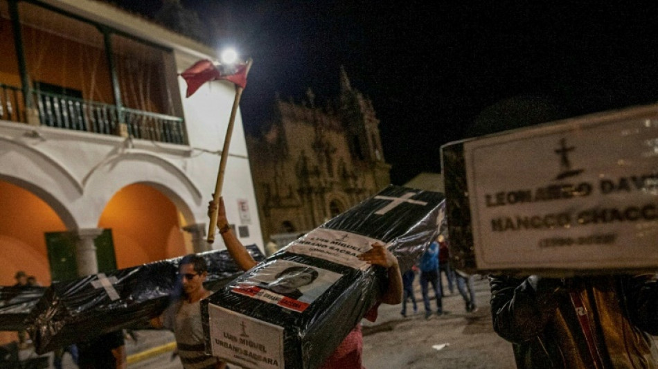 Lima se suma a protestas en Per&uacute; para reclamar renuncia de presidenta Boluarte