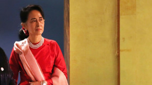 Birmanie: Aung San Suu Kyi transf&eacute;r&eacute;e de sa prison &agrave; un b&acirc;timent gouvernemental