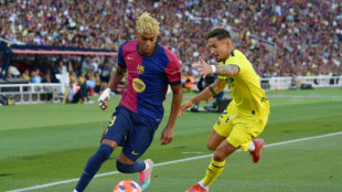 Villarreal vence Barça (3-2) e garante vaga na Champions; Real Madrid bate Sevilla
