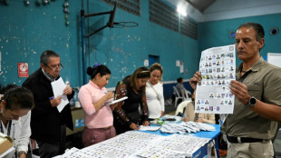 Scrutin pr&eacute;sidentiel au Guatemala: les &eacute;lecteurs marquent leur d&eacute;fiance par une tr&egrave;s forte abstention