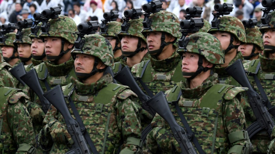 Le Japon s'appr&ecirc;te &agrave; r&eacute;viser sa doctrine de d&eacute;fense face &agrave; la Chine