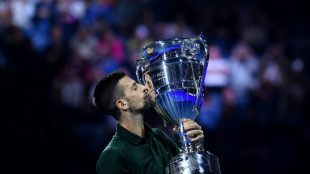 Classement ATP: Djokovic assur&eacute; de finir l'ann&eacute;e en t&ecirc;te, Humbert int&egrave;gre le top 20