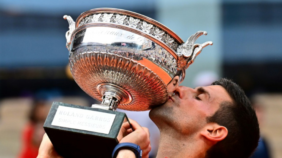 Nadal parabeniza Djokovic por seu "incr&iacute;vel feito"