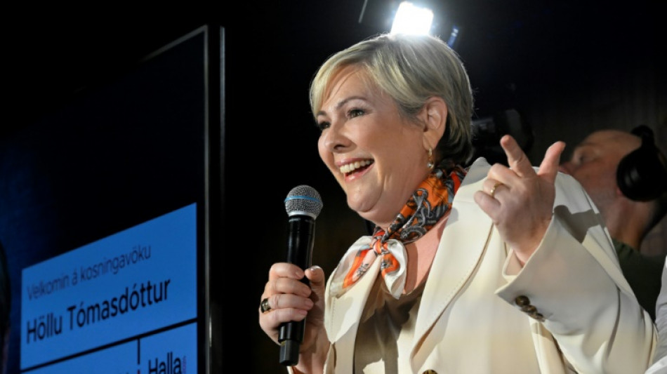 Gesch&auml;ftsfrau Tomasdottir liegt bei Pr&auml;sidentschaftswahl in Island vorne