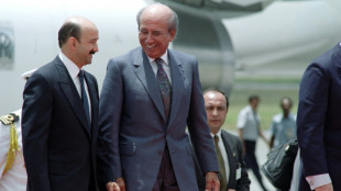 Venezuela: un pr&eacute;sident d&eacute;c&eacute;d&eacute; soutient un candidat gr&acirc;ce &agrave; l'intelligence artificielle