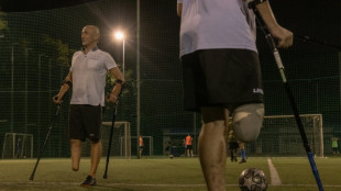 Le foot comme exutoire pour des soldats amput&eacute;s en Ukraine