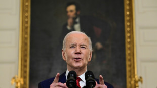 Biden unterschreibt Ukraine-Hilfen: Lieferbeginn "sofort, in den n&auml;chsten Stunden"