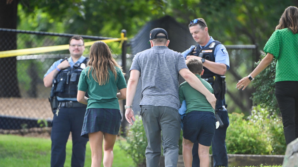 Sparatoria Minneapolis, bimbo eroe ferito per salvare amico