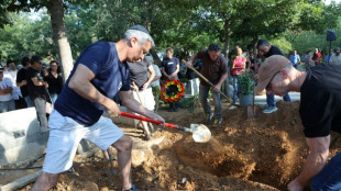 Un pacifista entierra a su hijo asesinado por Ham&aacute;s pidiendo el cese de los bombardeos contra Gaza