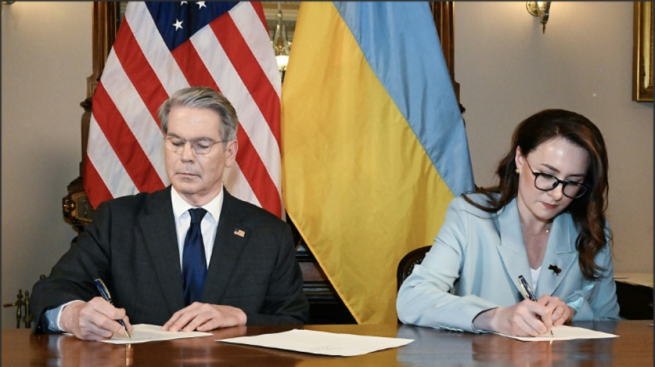 Ukraine und USA äußern sich nach Unterzeichnung des Rohstoffabkommens positiv 