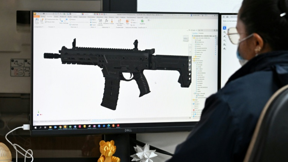 Colombia fabrica su primer fusil para reemplazar las armas de Israel