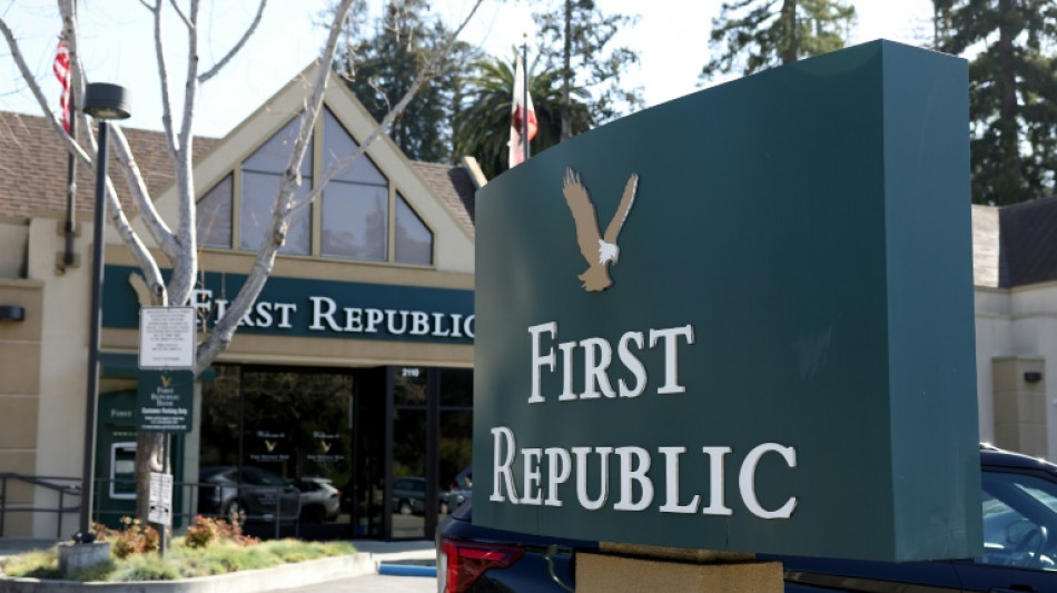 Etats-Unis: un groupe de 11 banques injecte 30 milliards de dollars de d&eacute;p&ocirc;ts dans First Republic