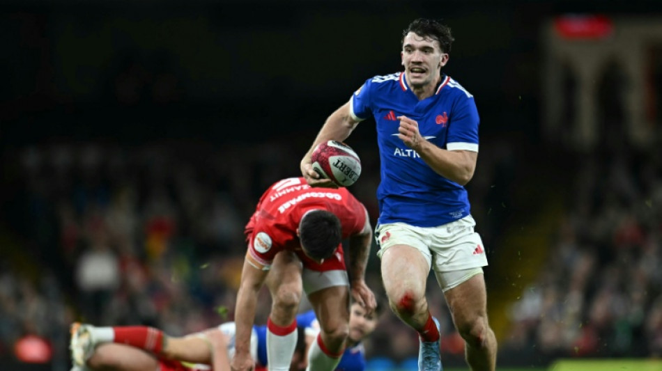 Six nations: Fabien Brau-Boirie, derni&egrave;re perle de l'usine &agrave; centres des Bleus