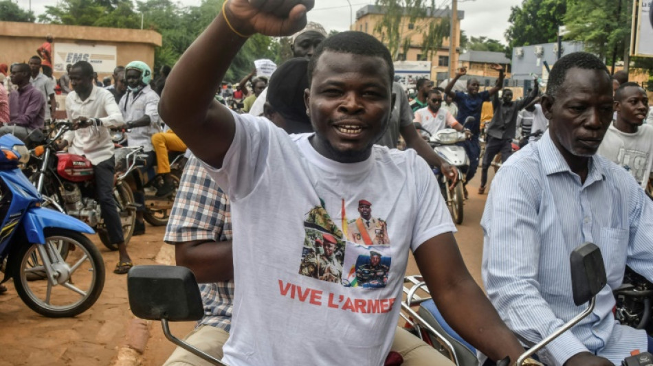 Tausende Putsch-Unterst&uuml;tzer demonstrieren in mehreren St&auml;dten im Niger