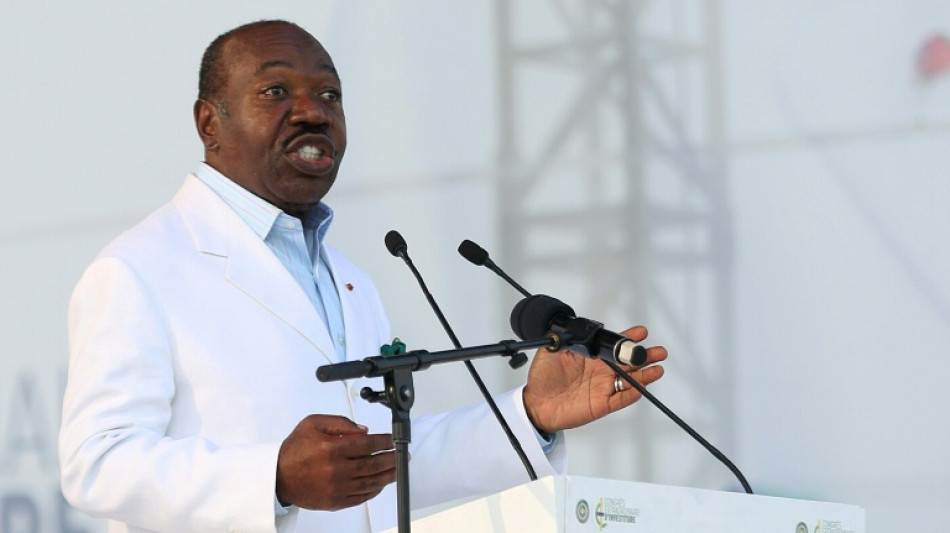 Ali Bongo, h&eacute;ritier contest&eacute; &agrave; la t&ecirc;te du Gabon depuis 14 ans