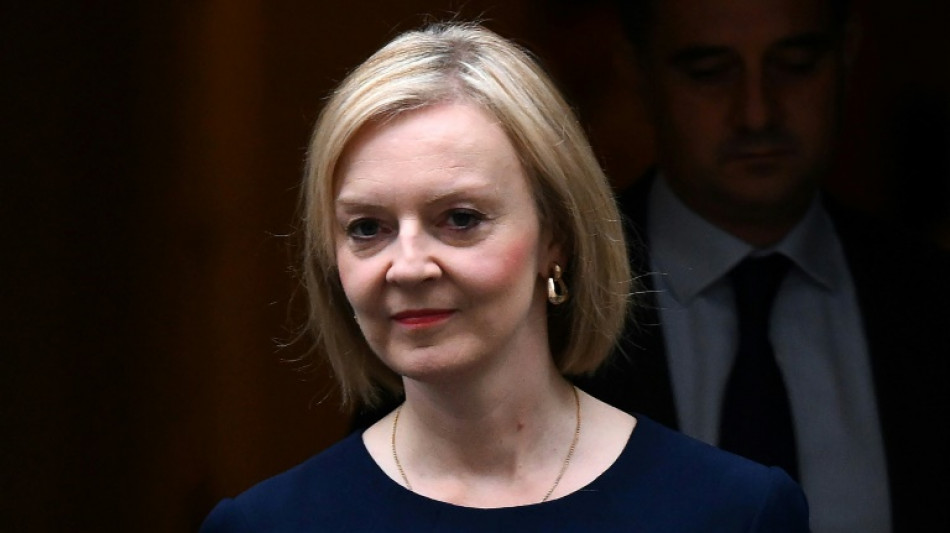 Liz Truss assume ses baisses d'imp&ocirc;ts "controvers&eacute;es" malgr&eacute; le d&eacute;saveu des march&eacute;s