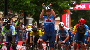 Tour d 'Italie: la 3e &eacute;tape pour le Belge Merlier, Pogacar toujours insatiable