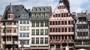 Frankfurter Stadtpolitik erh&ouml;ht Druck auf Oberb&uuml;rgrmeister Feldmann