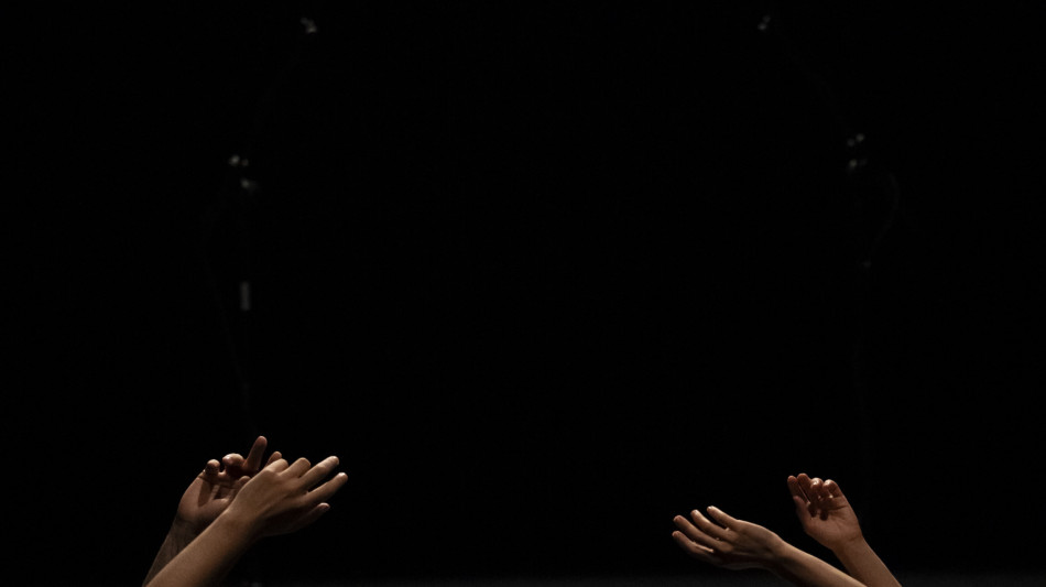 Luna Cenere e Antonio Raia per 'Mercurio', arte e fluidità