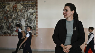 Enseigner la paix et pr&eacute;parer la guerre: &eacute;quilibrisme dans une &eacute;cole arm&eacute;nienne