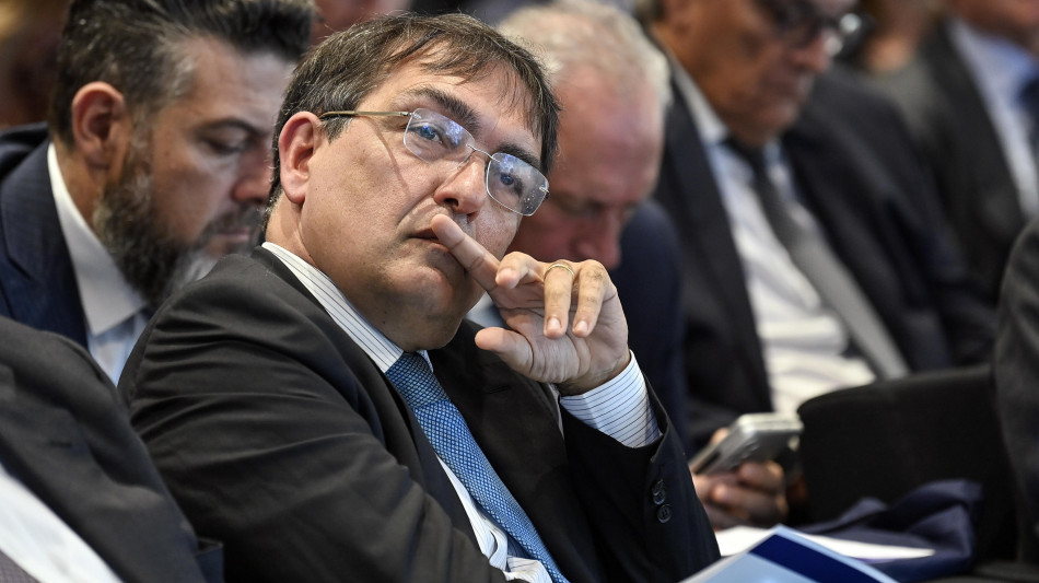 Agcom, entrate media +3,2%, trainano pubblicità e tv online
