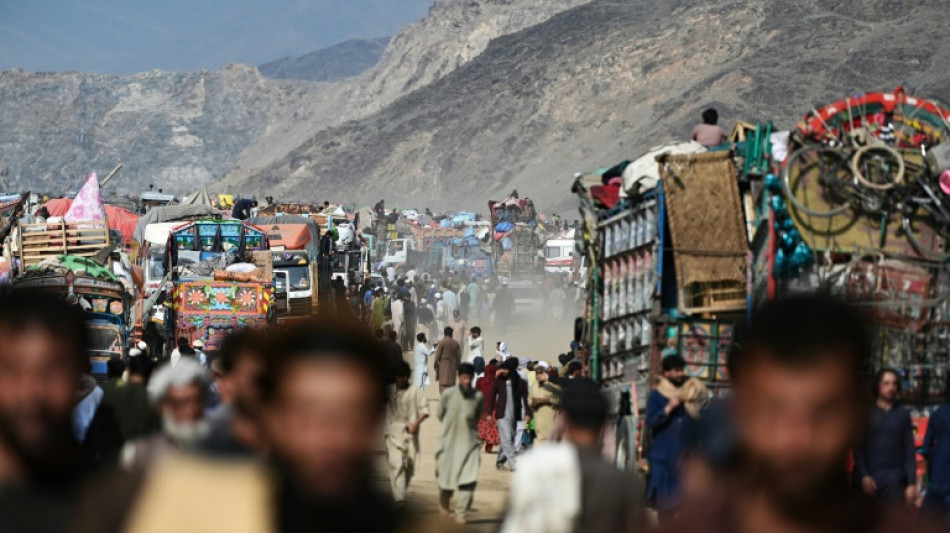 Plus de 165.000 migrants afghans ont quitt&eacute; le Pakistan pour rentrer dans leur pays en octobre