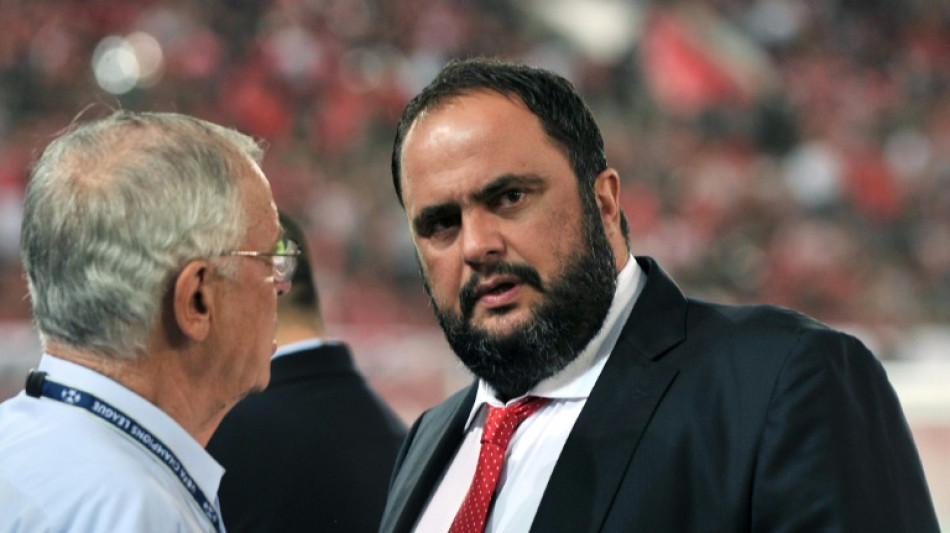 Face aux violences qui secouent le foot grec, le pr&eacute;sident de la Ligue jette l'&eacute;ponge