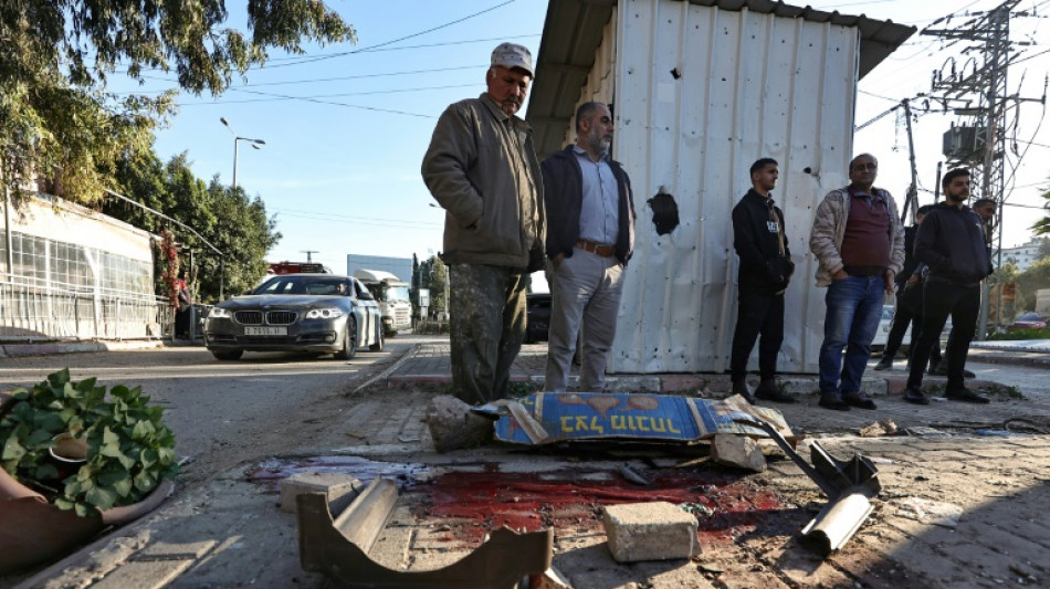 Six Palestinians, two Israelis killed in West Bank