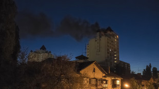 Kiev sotto attacco missilistico, incendi in citt&agrave;