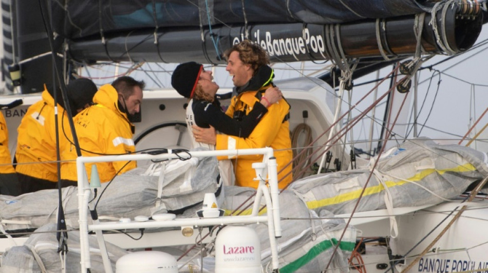 Vend&eacute;e Globe: "Nous n'avons jamais trich&eacute;", assurent Cr&eacute;mer et Le Turquais