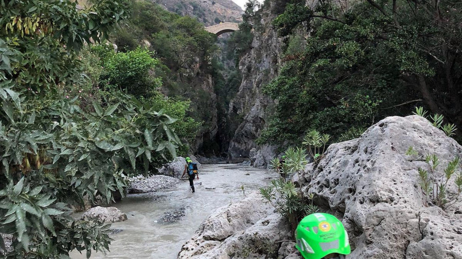 Morti in torrente, condannati sindaco Civita e guida turistica