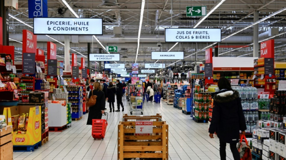 Les supermarch&eacute;s s'accordent sur un plan de "sobri&eacute;t&eacute; &eacute;nerg&eacute;tique"