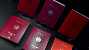 Unionspolitiker stellen doppelte Staatsbürgerschaft in Frage - SPD widerspricht